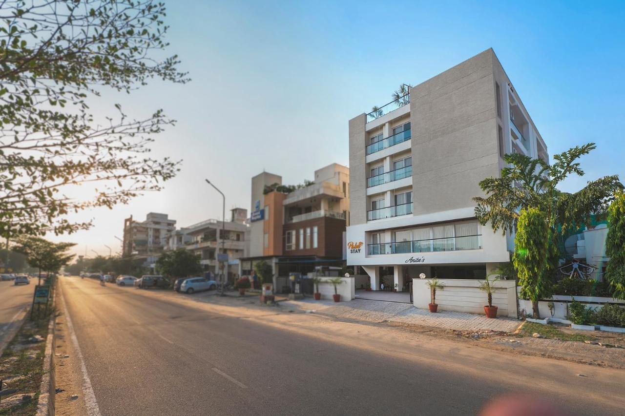 Palm Stay - Studios & Rooms Jaipur Exteriör bild